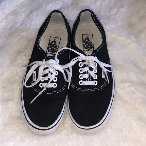 Vans Shoes - Black vans in good condition